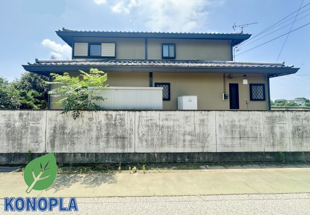 【中古戸建】太田市新田木崎町の外観|■外観｜土日のご見学はもちろん、平日・夜間のご案内も大歓迎です♪「今から見たい」や「仕事終わりに見たい」にもご対応できますのでお気軽にお問い合わせください♪