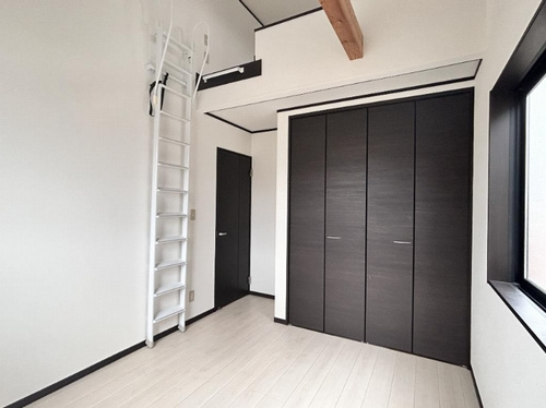 【洋室】 | 【仲介手数料０円】藤沢市渡内2丁目　中古一戸建て | 【仲介手数料０円】藤沢市渡内2丁目　中古一戸建て