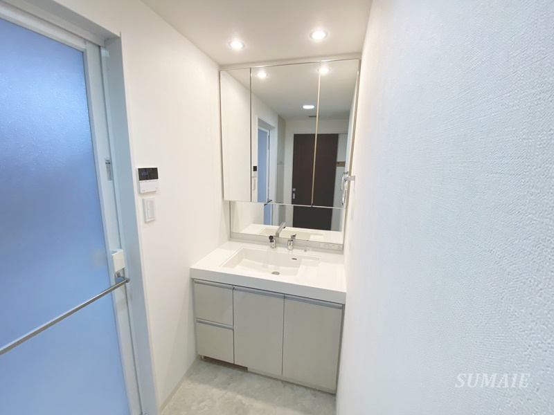 サニーコート大宮盆栽町第2の独立洗面台|独立洗面台です☆