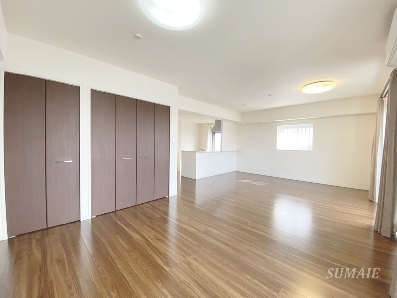 サニーコート大宮盆栽町第2の居間・リビング|21.8帖リビングダイニング☆