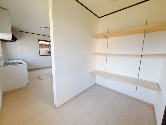 【中古戸建】太田市茂木町の収納|■キッチン横パントリー