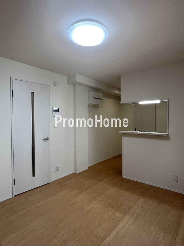 ルミケオ大手町の居間・リビング