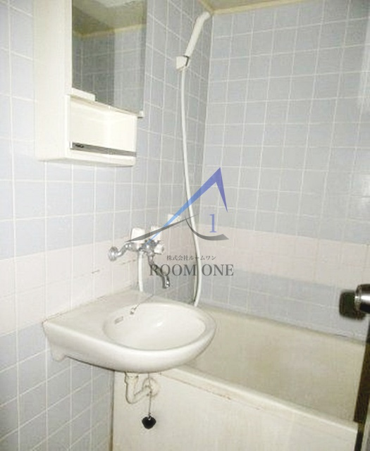 テラス三ノ輪の洗面所|洗面台です。