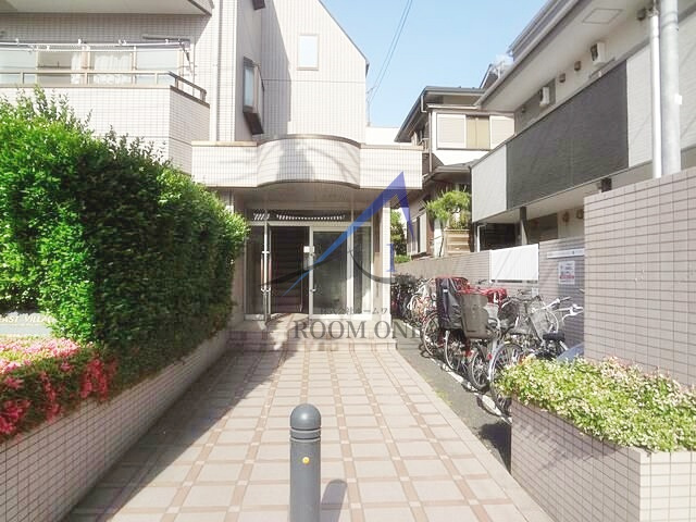 イーストヴィレッジ