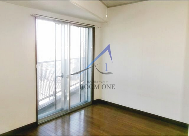 カーサプリマの居間・リビング|洋室のお部屋です。