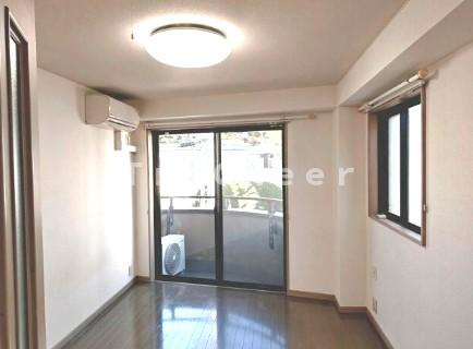 ラフィット豊島園の居間・リビング