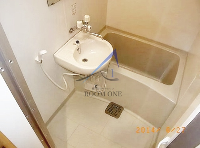 Ｎｅｕｅ　Ｂｕｒｇ東十条の浴室|お風呂です。