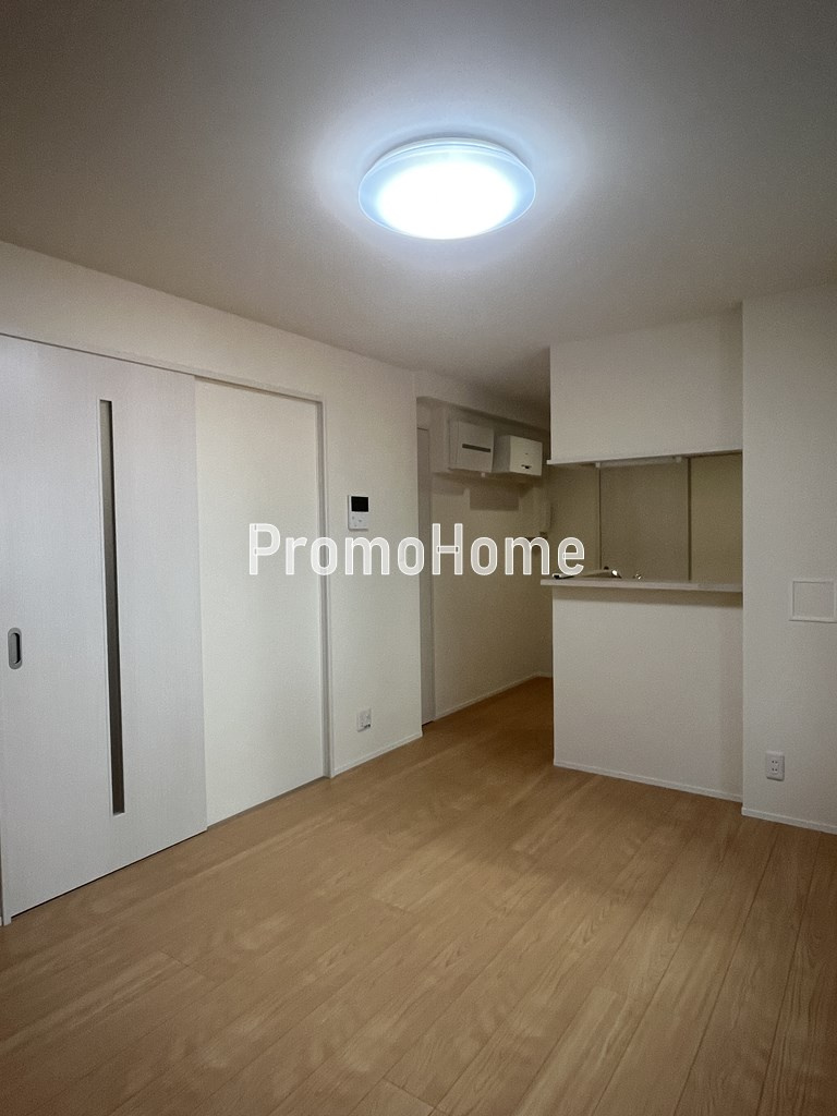 ルミケオ大手町の居間・リビング