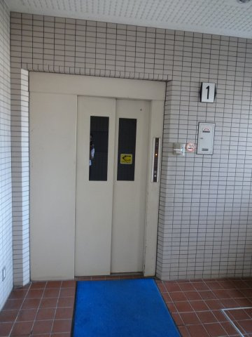 クレセール・フジの設備|エレベーター付
