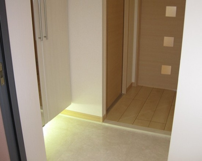 【玄関】 | ローズ ボヌール