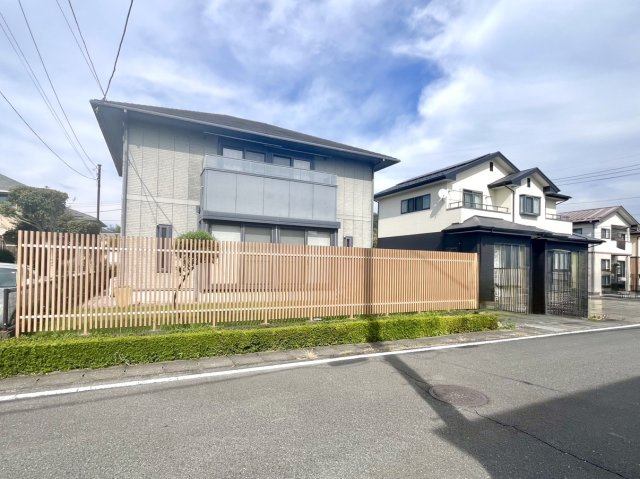 【中古戸建】太田市東長岡町の外観|■外観｜閑静な住宅街で始める新しい暮らし♪開放的な毎日をあなたへ(^^♪