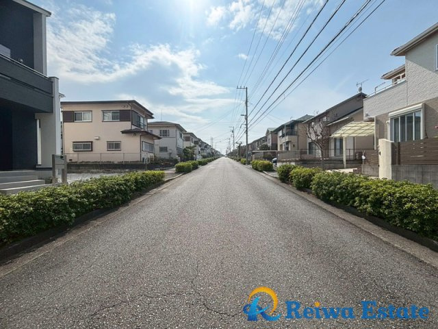 新築戸建　茅ヶ崎市堤の前面道路含む現地写真