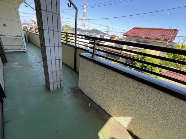 福田様貸家のバルコニー|広々としたバルコニーです