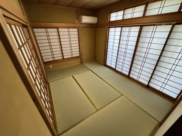 福田様貸家の和室|明るい和室です