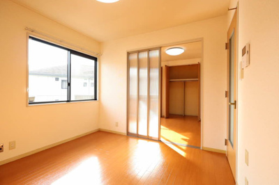 【寝室】 | メルベール阿倉川Ｅ