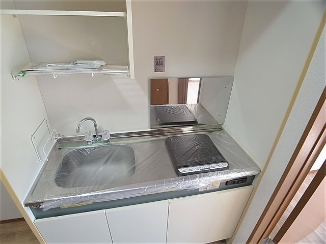 コンフォール湊川のキッチン|広めのキッチンでお料理もはかどります