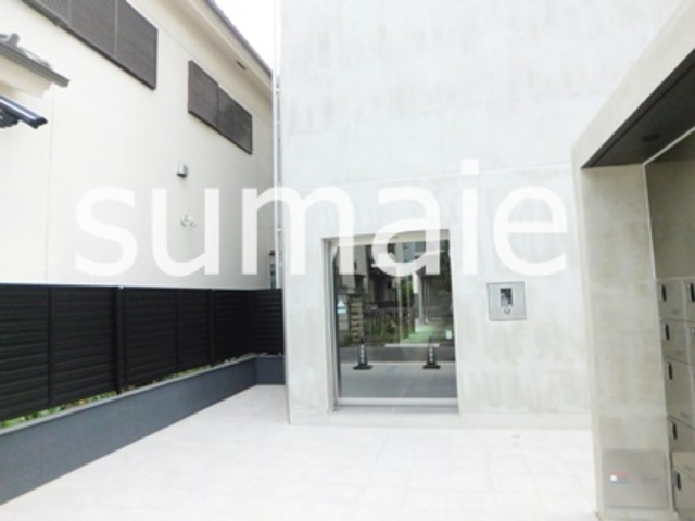 ゼルコヴァのエントランス|エントランス☆