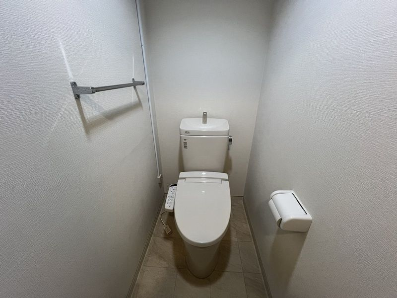 福岡市南区高宮２丁目の賃貸マンションのトイレ