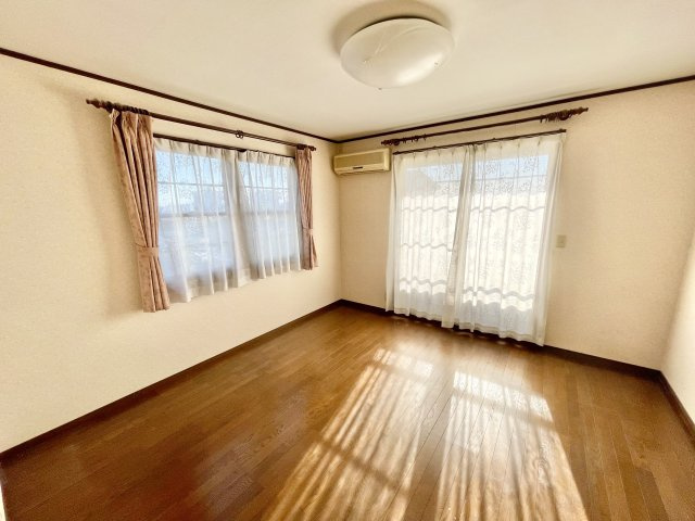 【中古戸建】伊勢崎市美茂呂町の洋室|■洋室