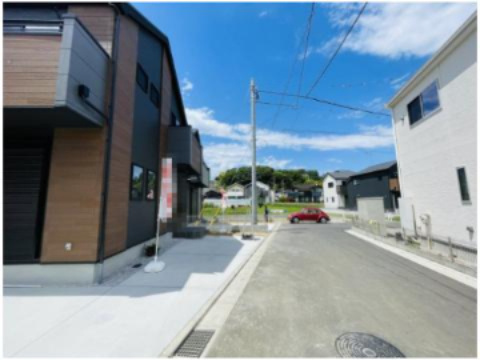『八王子市新築戸建て』八王子市小比企町1429-2【仲介手数料無料】　１期の前面道路含む現地写真|～仲介手数料無料☆八王子ひなた不動産～八王子市小比企町　新築戸建て