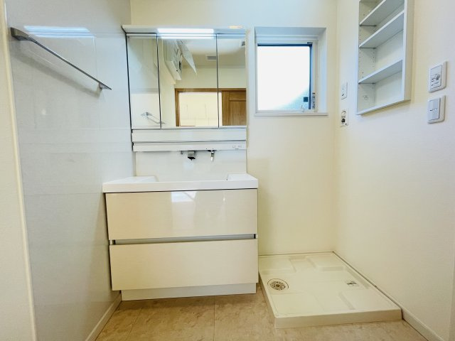 泉区下和泉1丁目 中古戸建 3780万円の独立洗面台