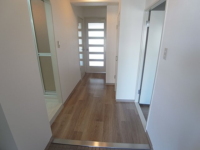 サイコート鈴蘭台の玄関|玄関から綺麗です