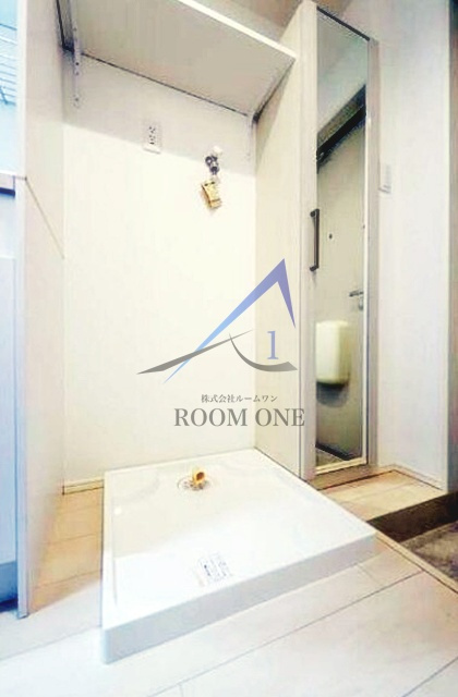 ハーモニーテラス日ノ出町の設備|洗濯機置き場です。