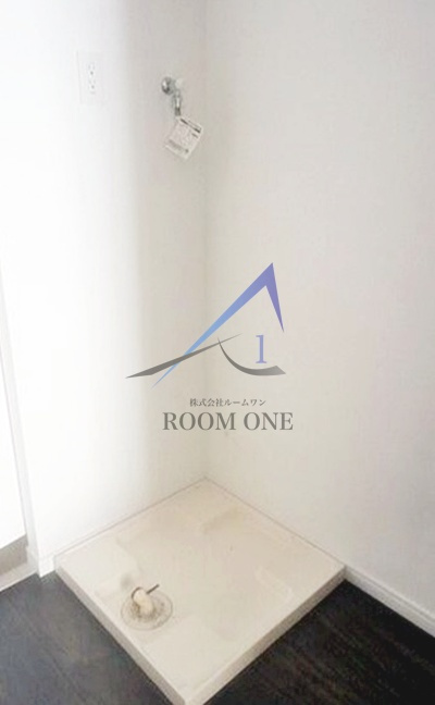 ＺＸ　ｍｉｎａｍｉ－Ｏｔｓｕｋａの設備|洗濯機置き場です。