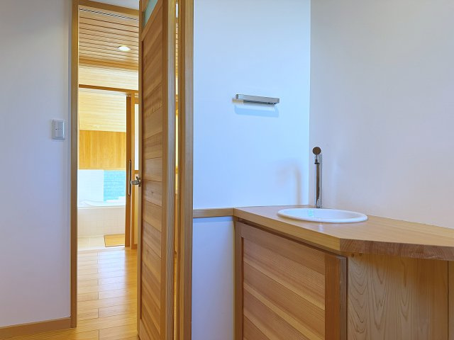 中古戸建　郡山市安積荒井一丁目　安積第一小・安積中のトイレ|手洗い場もございます。