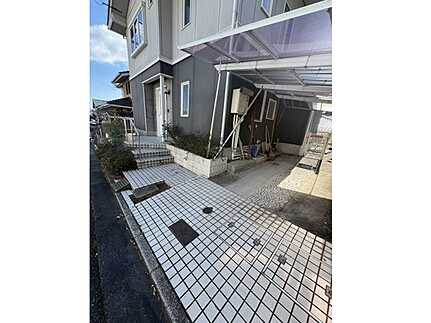 佐伯区観音台３丁目の駐車場