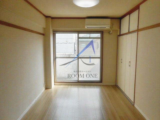 上石神井ハイツの居間・リビング|洋室のお部屋です。