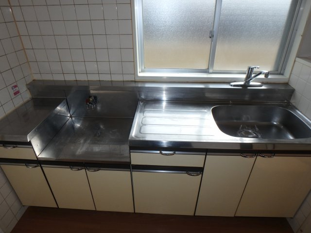 クレセール・フジのキッチン