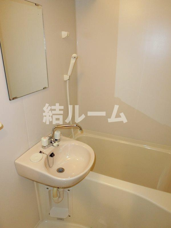 文京区関口２丁目の賃貸マンションの洗面所