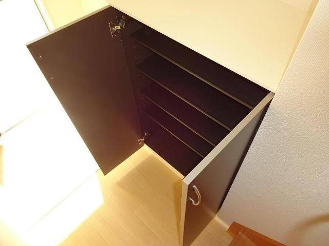 ネオ　ステージの収納|下駄箱