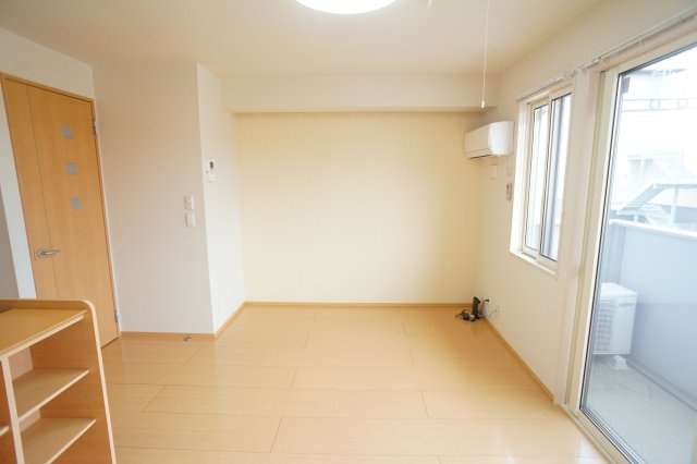 セジュール恋の窪の居間・リビング