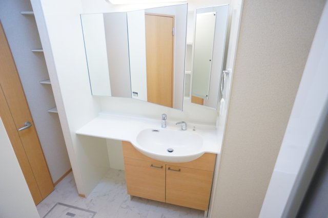 セジュール恋の窪の洗面所