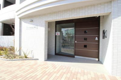 【エントランス】 | SHALLOW GARDEN A棟