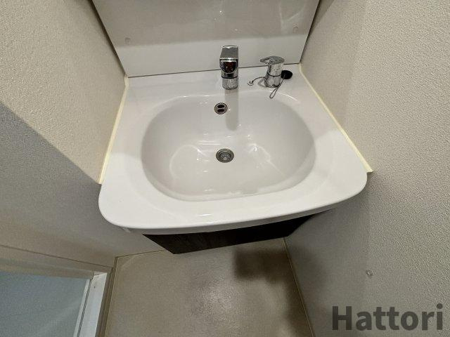 プレサンス　OSAKA　西中島リエゾンの洗面所