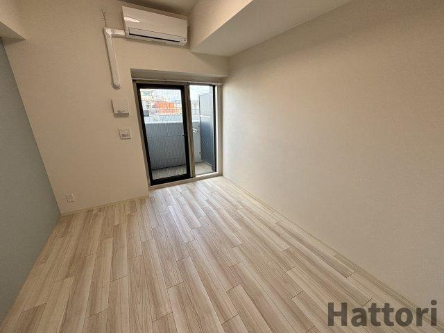 プレサンス　OSAKA　西中島リエゾンの居間・リビング