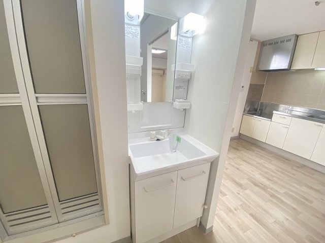 アスモ美しが丘 Dの独立洗面台|※別部屋参考写真