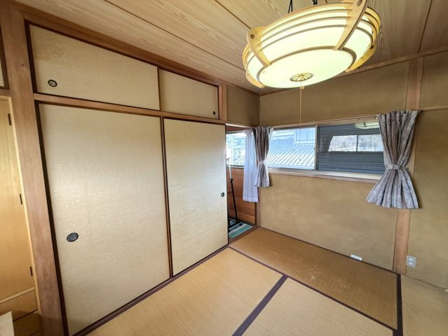 岡山市北区佐山 中古住宅の和室|◆2階和室6畳です。