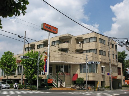 ライフピアバイオレットの周辺