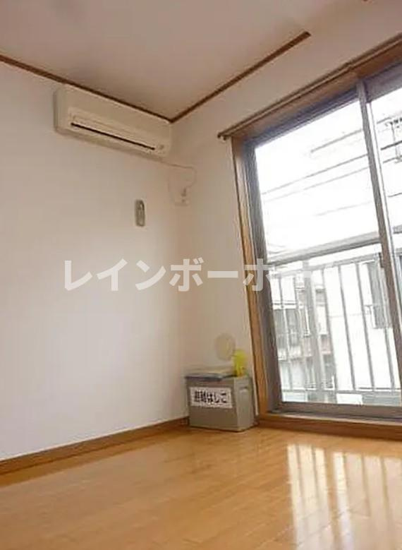 シャンテ鳥越の居間・リビング