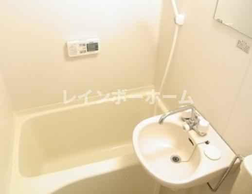 シャンテ鳥越の浴室