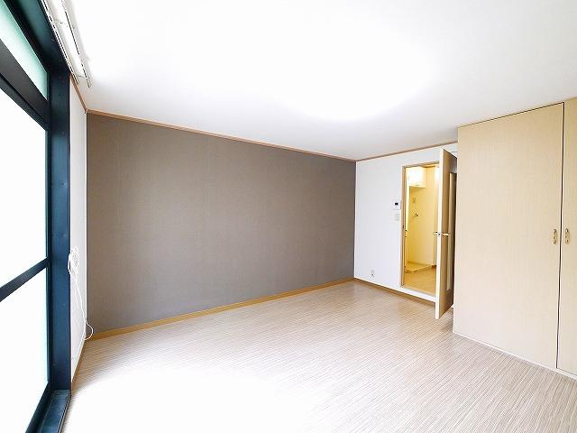 アエル宝来の寝室|ゆとりの広さです