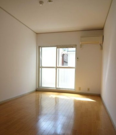 杉並区阿佐谷南３丁目のアパートの居間・リビング