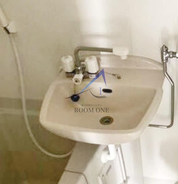 アリックスビルの洗面所|洗面台です。