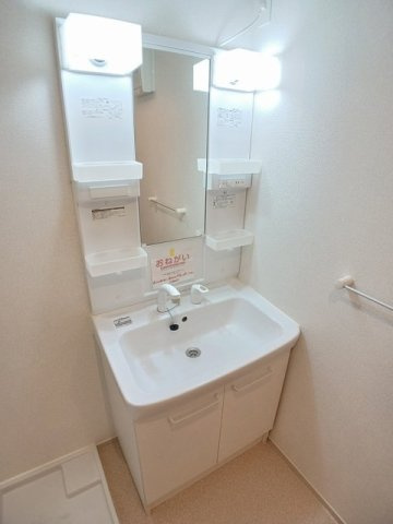 ＪａｄｅＨｏｕｓｅ　Ａの洗面所|脱衣スペースもあります