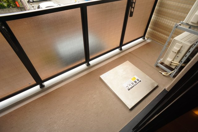 幸 court nara sanjoのバルコニー