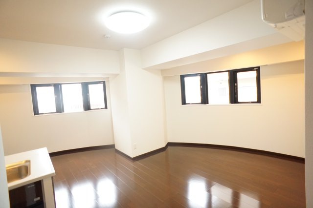 幸 court nara sanjoの居間・リビング